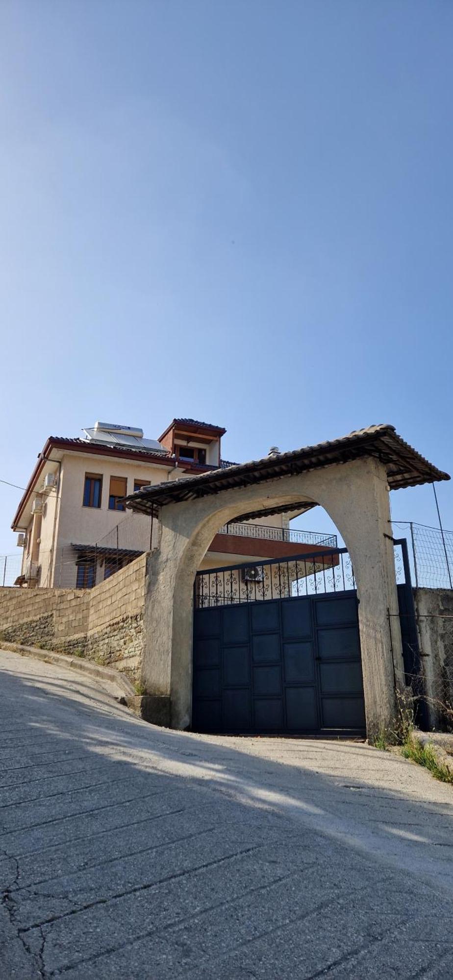 Shena Guest House Gjirokastër Extérieur photo
